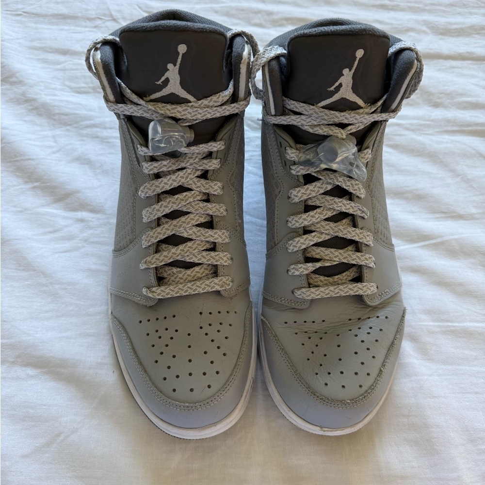 Jordan Men's Light Gray High-Top Sneakers
